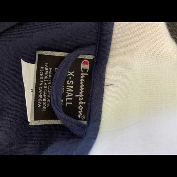 🦋 2 for $15.00  ~ Champion zip-up jacket - Picture 5 of 5